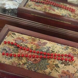 Elegant Red Beaded Necklace